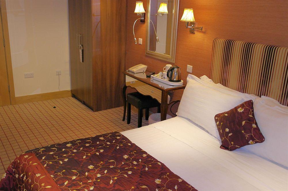 Newcastle Jesmond Hotel Bagian luar foto