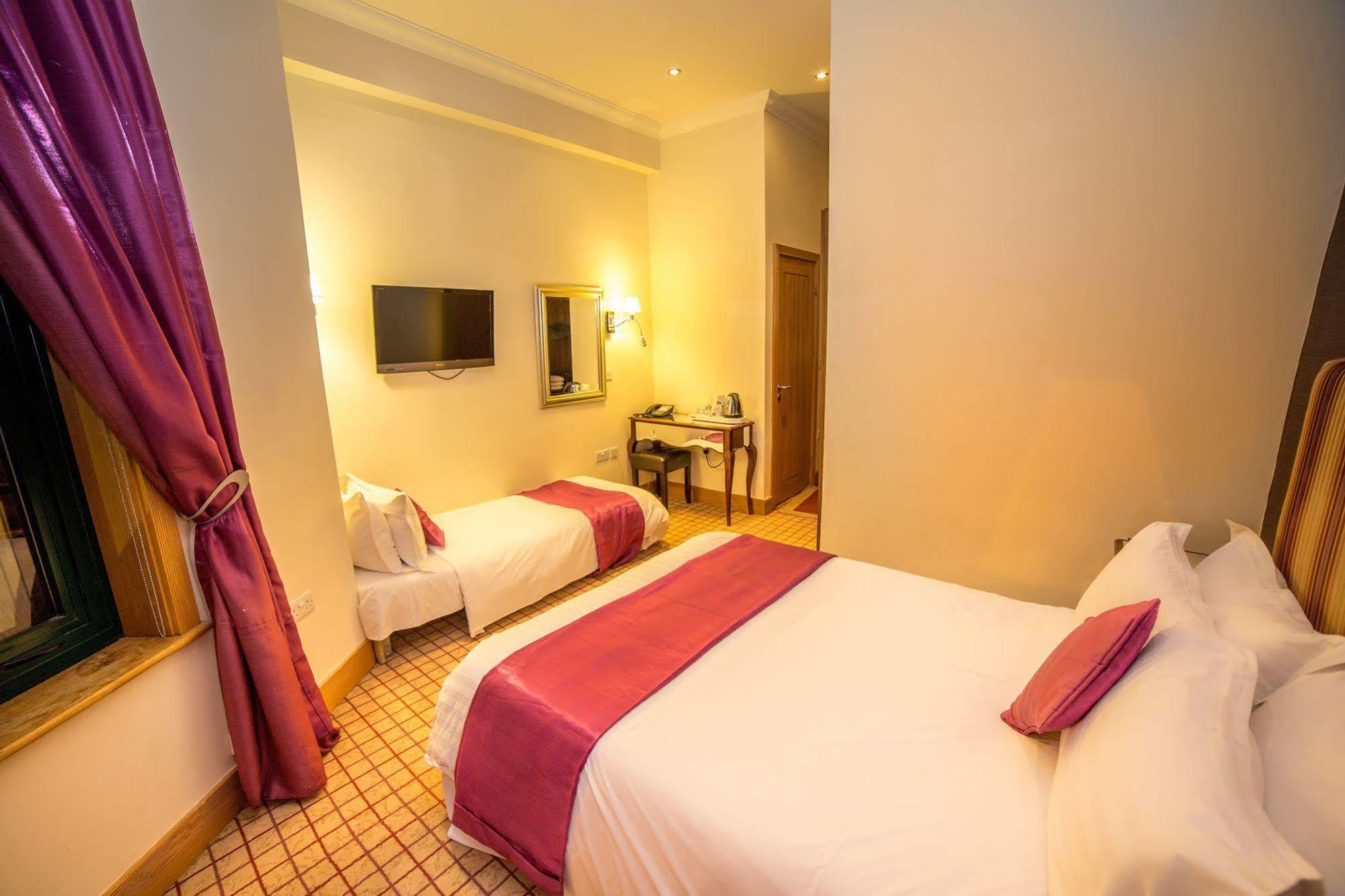 Newcastle Jesmond Hotel Bagian luar foto